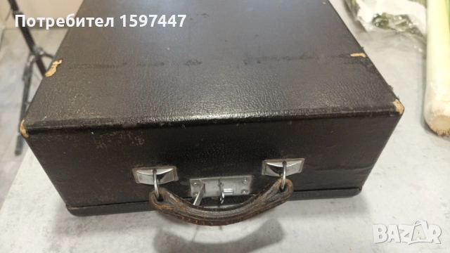 механична пишеща машина Olivetti Studio 42. , снимка 5 - Антикварни и старинни предмети - 53304936