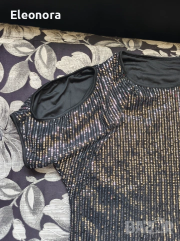 Блуза с пайети, снимка 2 - Корсети, бюстиета, топове - 53570939