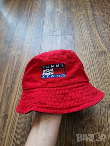 Страхотна шапка TOMMY HILFIGER, унисекс един размер , снимка 3 - Шапки - 51112417