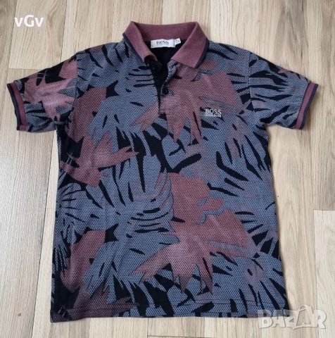 Маркови тениски за момче 10-11г. - 4us,Boss,Moschino,Dsquared2,Givenchy , снимка 16 - Детски тениски и потници - 41493481