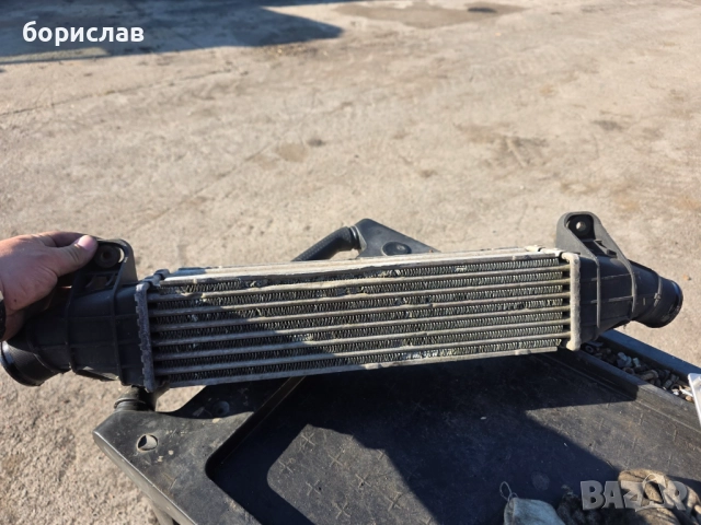 Интеркулер за Форд Мондео мк3 , снимка 2 - Части - 52259554