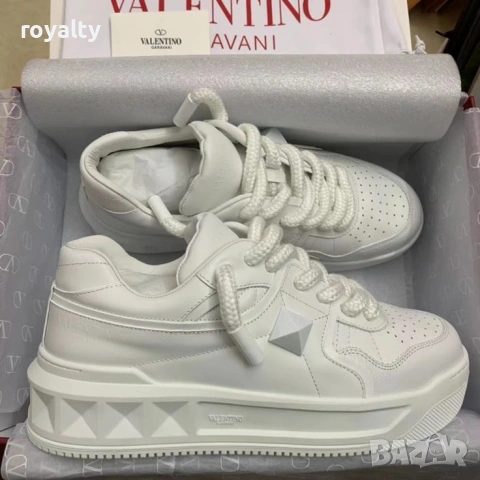 Valentino Garavani Бели Маратонки 36-45 Номер , снимка 2 - Маратонки - 53115592