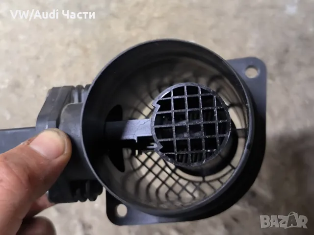 Дебитомер за Голф 4 Ауди Сеат Шкода Бора VW Golf 4 Audi A3 Seat Skoda Bora Passat 0281002757 BOSCH, снимка 2 - Части - 49563126