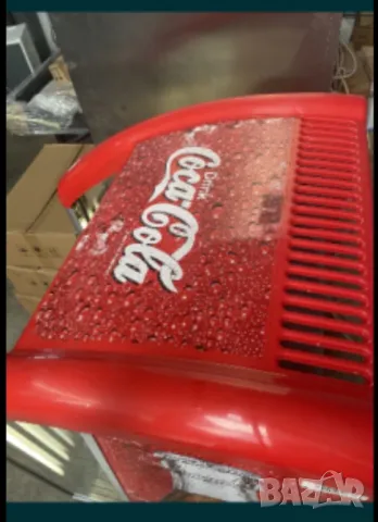 Хладилна витрина, снимка 4 - Оборудване за магазин - 44709600