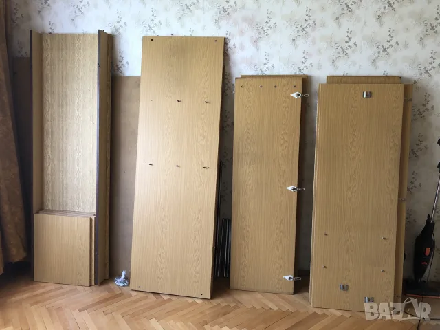 Двукрилен гардероб винтидж, снимка 5 - Гардероби - 55345790