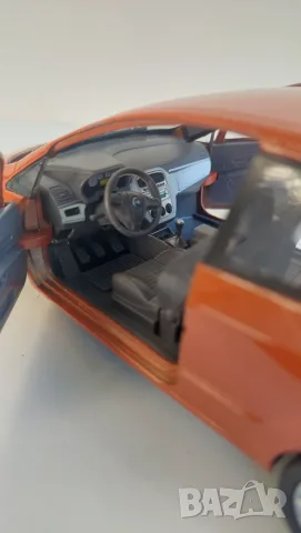 1/24 MOTORAMA - FIAT - GRANDE PUNTO 2006г, снимка 4 - Колекции - 56058275