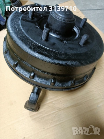 Главина предна дясна к-т Авия чехска, снимка 2 - Части - 53453183