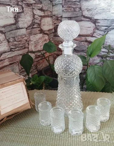 Стъклен сервиз за ракия 