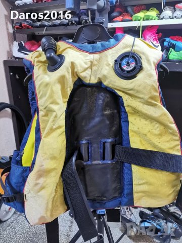 Водалозна жилетка,неопренов костюм, плавници, снимка 8 - Водни спортове - 41350930