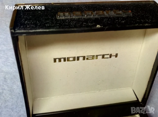 MONARCH Стар ЛУКСОЗЕН КОМПЛЕКТ БУТОНЕЛИ с 2 ИГЛИ За ВРАТОВРЪЗКИ с ФАСЕТИРАНИ КРИСТАЛИ 19014, снимка 3 - Антикварни и старинни предмети - 51371677