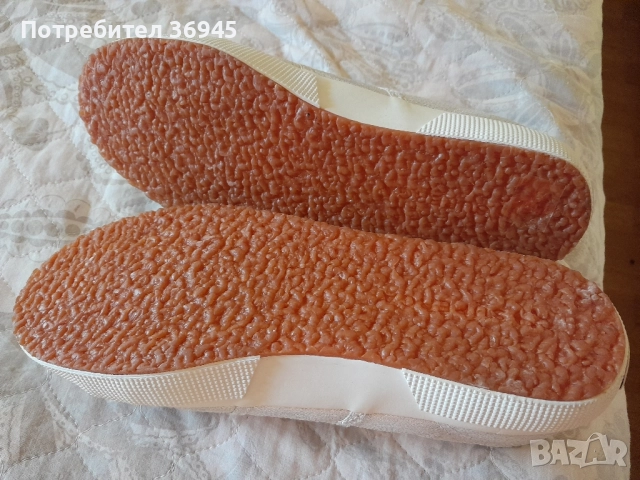 Superga, нови дамски кецове н.40, снимка 3 - Кецове - 51631002