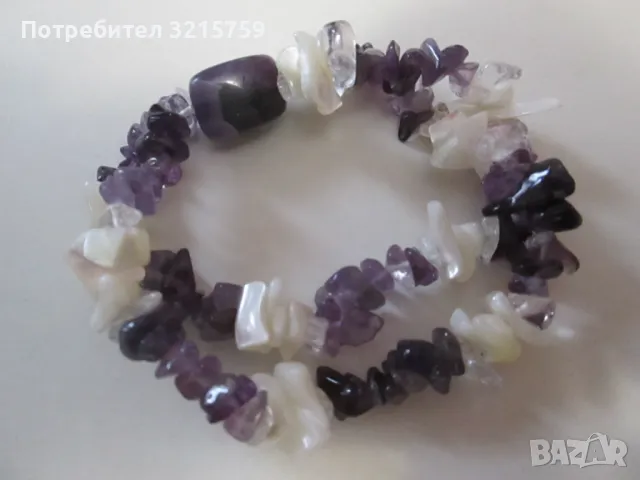 Красива дамска гривна -аметист, седеф и кварц