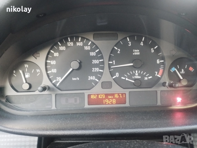 BMW 318 I E46 Facelift БМВ, снимка 8 - Автомобили и джипове - 51284309