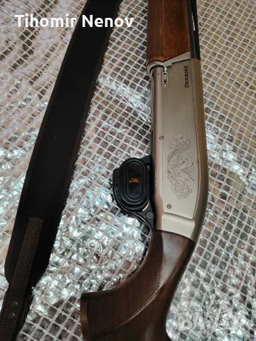Ловен полуавтомат Browning Maxus 12 / 76, снимка 2 - Ловно оръжие - 55768611
