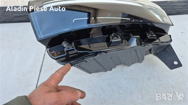 Ляв фар Dacia Bigster Duster 3 LED Комплект, година 2024 2025, код 260608204R , снимка 2 - Аксесоари и консумативи - 53779061