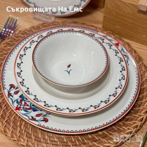 ✨Порцеланов Сервиз за Основно Хранене Karaca Nakkas 24части (за 6човека) 🌹✨, снимка 5 - Сервизи - 53714704