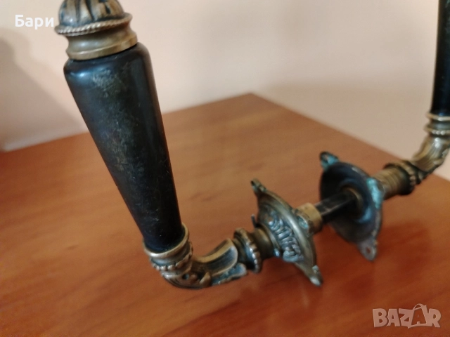 Антични бронзови дръжки за врата с рог , снимка 5 - Антикварни и старинни предмети - 52193395