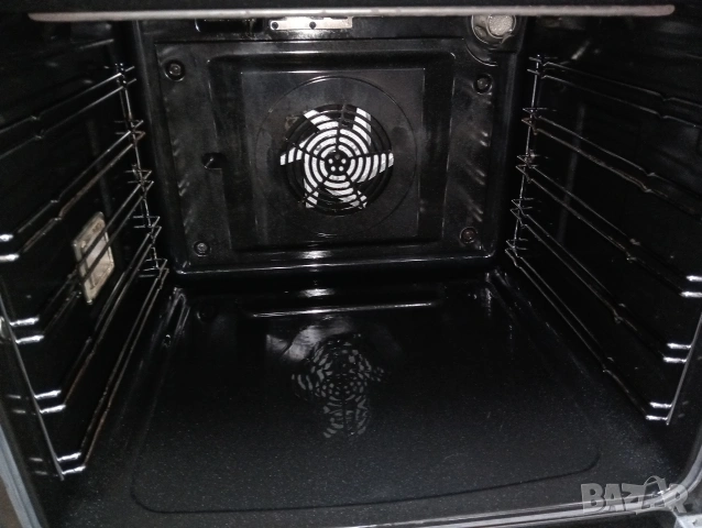 Като нова свободно стояща печка с керамичен плот Voss с две години гаранция!, снимка 9 - Печки, фурни - 53568249