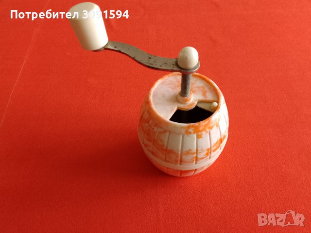 Бакелитова Колекционерска мелничка Resita, снимка 1