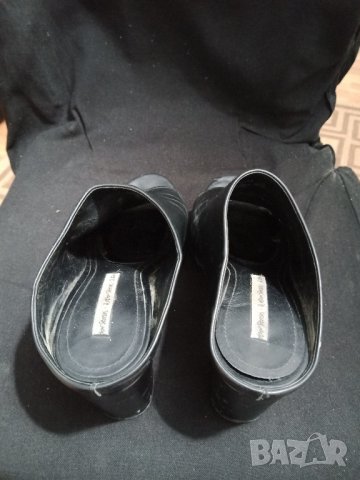 кожени чехли тип сандали & Other Stories, снимка 3 - Дамски ежедневни обувки - 34402568