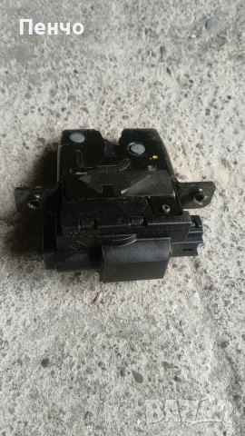 Брава заден капак Nissan Qashqai 2010-2013г, снимка 2 - Части - 56180557