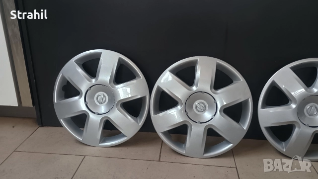 Оригинален комплект тасове 15 заNissan 403151833R, снимка 2 - Аксесоари и консумативи - 52883510