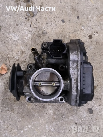 Дроселова клапа за Голф 4 Ауди Сеат Шкода 1.4 VW Golf 4 Audi A3 Seat Skoda 1.4 16V 030133064F