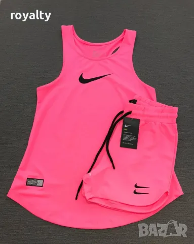 Nike дамски спортен комплект 