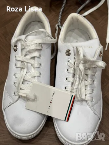 Tommy Hilfiger , снимка 2 - Дамски ежедневни обувки - 48118641
