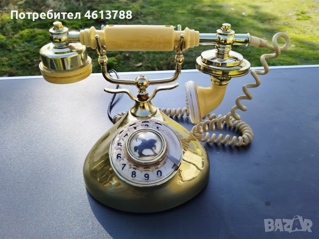 Стар руски телефон