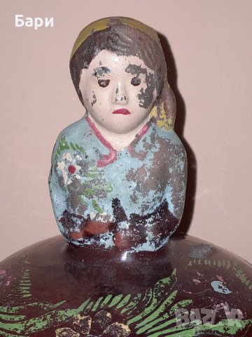 Стара рядка ритуална стомна - Момиче с цвете, снимка 3 - Антикварни и старинни предмети - 44229305