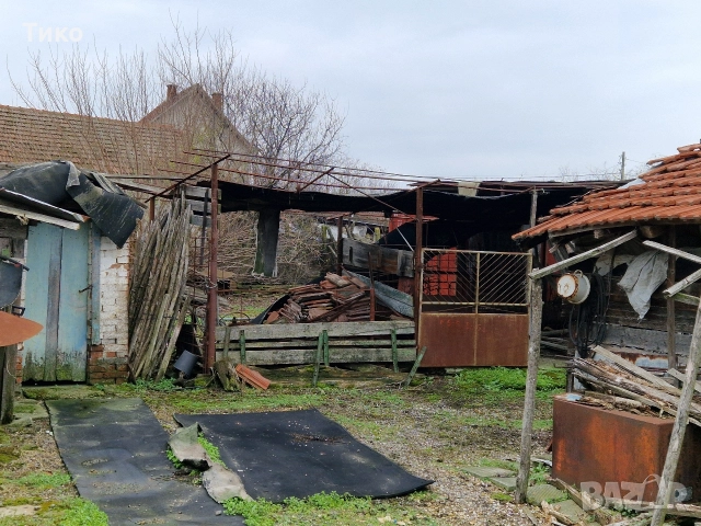 Двуетажна къща в село Средец , снимка 9 - Къщи - 52890647