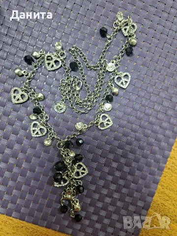 Красиво колие с камъчета, снимка 2 - Колиета, медальони, синджири - 48357391
