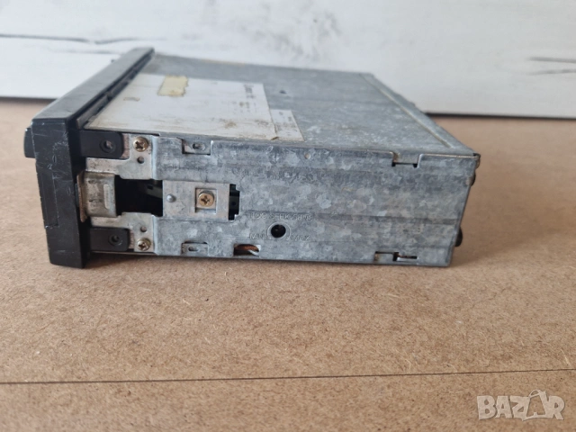 Радиокасетофон, снимка 5 - Радиокасетофони, транзистори - 53165513