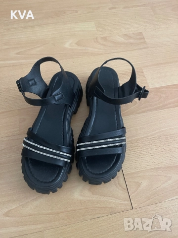 Дамски сандали с висока подметка, снимка 2 - Сандали - 51592704