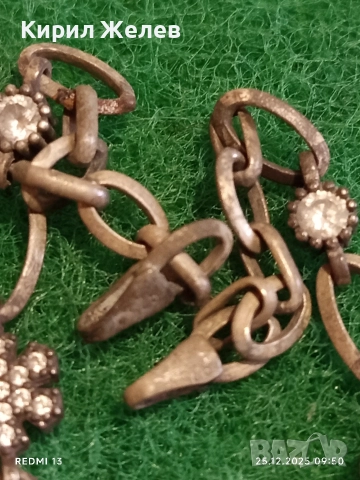 Сребърна гривна с логото на Chanel инкрустирани кристали 40200, снимка 4 - Гривни - 52895650