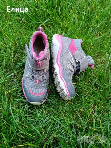 боти 32 номер непромокаеми , снимка 2 - Детски боти и ботуши - 52503671