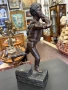 Бронзова скулптура "Вестникар" - Alonzo №7888, снимка 6