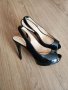 Обувки GUESS, снимка 1 - Дамски елегантни обувки - 41555751