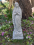 94. Статуетка Дева Мария с броеница, снимка 2
