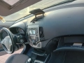 Hyundai i30 1.6i 126kc Климатроник, снимка 17