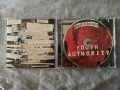 Оригинален диск Good Charlotte - Youth Authority. 2016 г., снимка 2