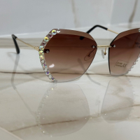 Уникални слънчеви очила с бляскави камъни и кафеви стъкла, снимка 4 - Слънчеви и диоптрични очила - 44734815