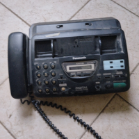Факс KX-FT25 на panasonic, снимка 1 - Стационарни телефони и факсове - 44747390