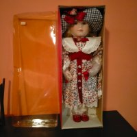 Порцеланова кукла Isabelle 45см Нова !, снимка 3 - Колекции - 42144713