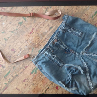 Дамска чанта от джинсов плат, снимка 1 - Чанти - 36266700