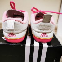 Бебешки маратонки /буйки Adidas да момиче 18 номер, снимка 4 - Бебешки обувки - 40058275