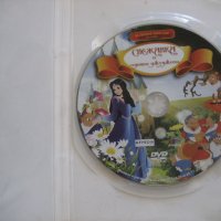 Снежанка и Седемте Джуджета DVD рисувана анимация, снимка 2 - Анимации - 41748152