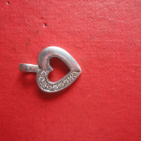 Сребърен медальон висулка с камъни сърце 925 , снимка 3 - Колиета, медальони, синджири - 44620797