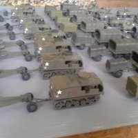 Военна техника в мащаб-танкове, самолети, оръдия, камиони..., снимка 8 - Колекции - 39955366